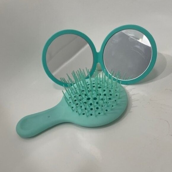 Cosmetic Bag & Mirror - NEW in package- Giftable ! - Picture 5 of 7